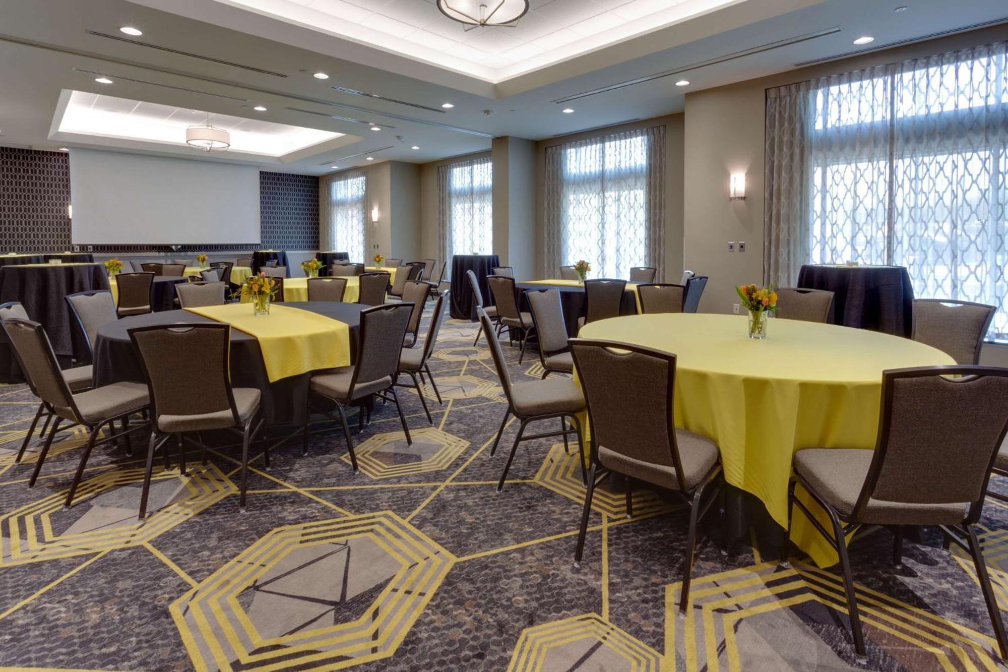 Drury Inn & Suites Pittsburgh Airport Settlers Ridge Zewnętrze zdjęcie